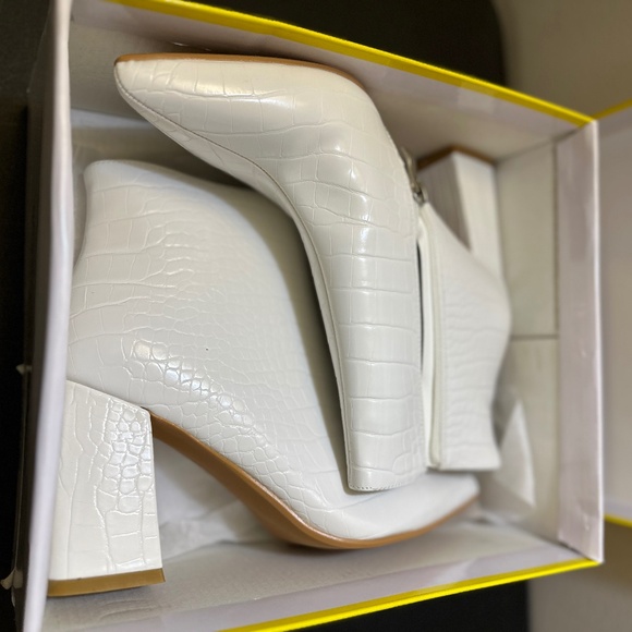 Boots - Picture 1 of 3